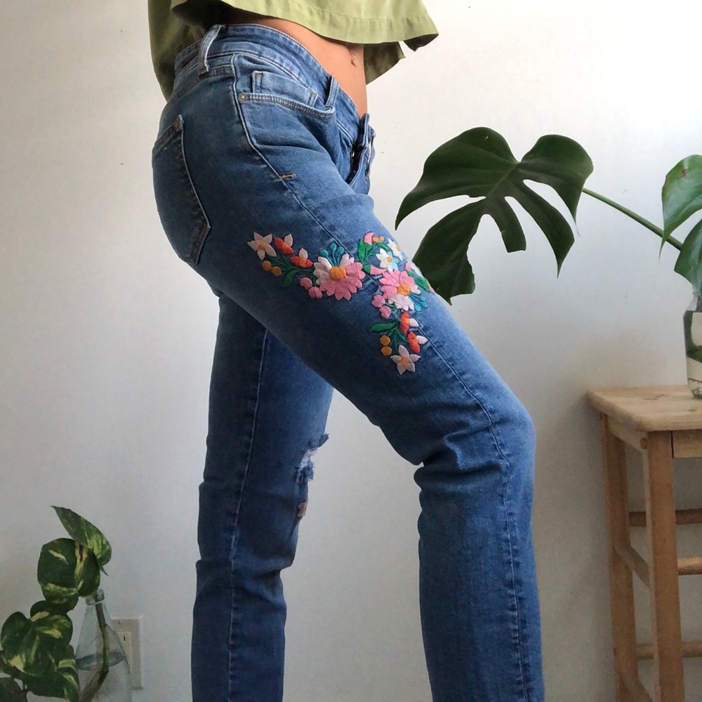 Anthropologie Embroidered Floral Ankle Cut Jeans